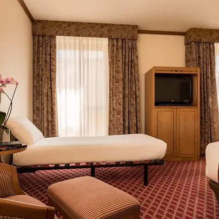 Eurostars Claras Hotel