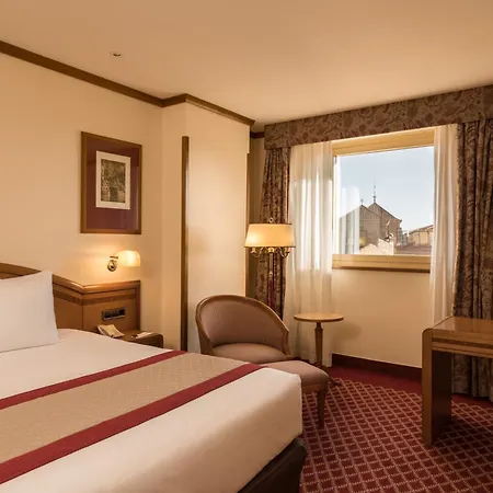 Eurostars Claras Szálloda 4*