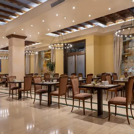 Otel Eurostars Claras 4*