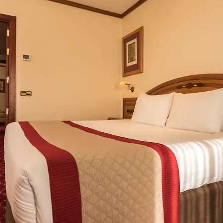 Eurostars Claras Otel 4*