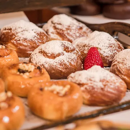 Eurostars Claras Otel