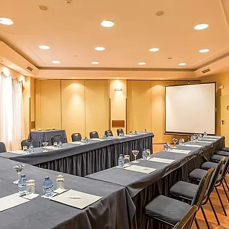Eurostars Claras Szálloda 4*