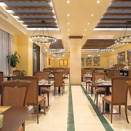 Szálloda Eurostars Claras 4*