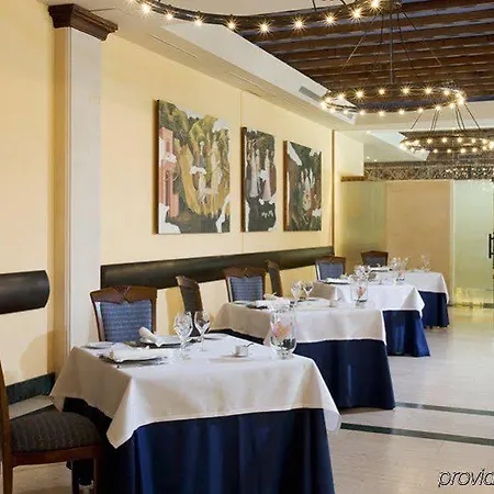 Eurostars Claras