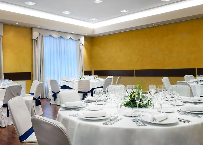 Eurostars Claras Hotel