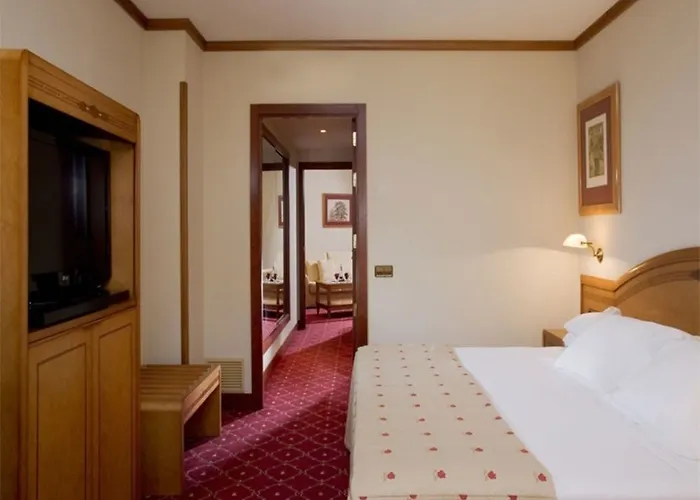 Отель Eurostars Claras